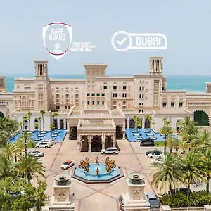 5* Курортный комплекс Jumeirah Al Qasr