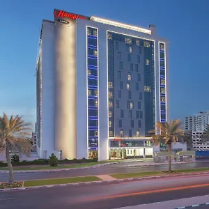 3* Отель Hampton By Hilton Airport