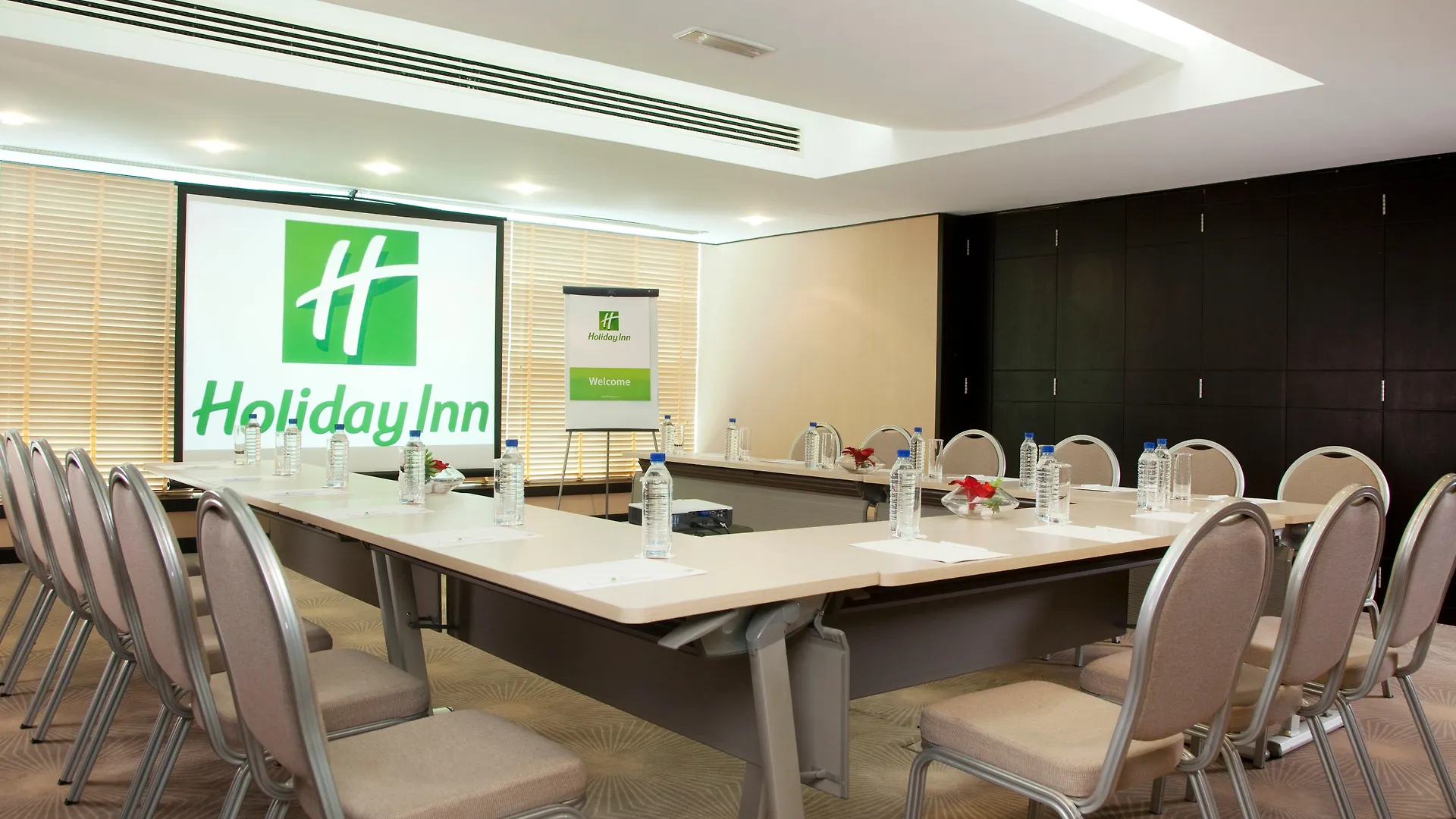 **** Hotel Holiday Inn Dubai Al Barsha By Ihg Emirati Arabi Uniti